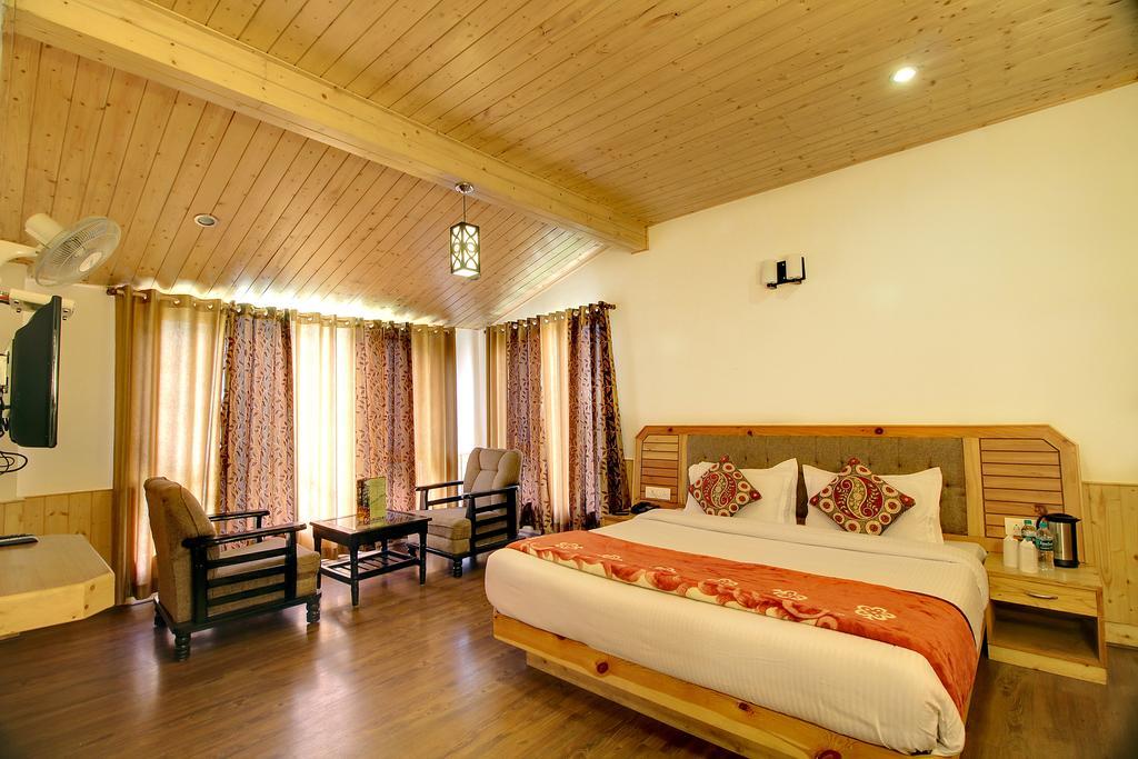 Hotel Thomas Villa Манали Экстерьер фото